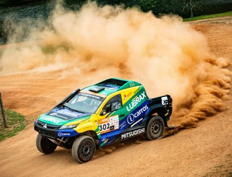 Umuarama está na rota do maior rally do mundo! Umuarama está na rota do maior rally do mundo!