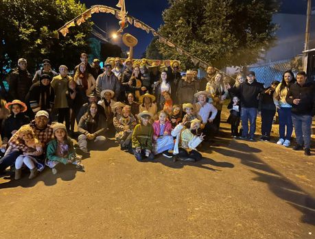 Arraiá dos Vizinhos Solidários, a festa onde reina a Amizade Arraiá dos Vizinhos Solidários, a festa onde reina a Amizade