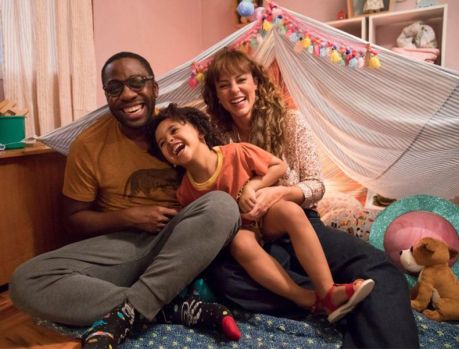 "Papai é Pop": Belo filme ensina ‘a ser pai’ "Papai é Pop": Belo filme ensina ‘a ser pai’