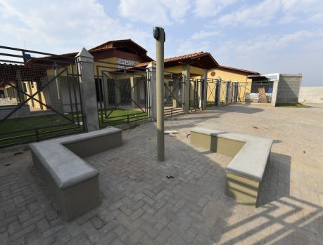 Prefeitura constrói mais uma bela escola municipal Prefeitura constrói mais uma bela escola municipal
