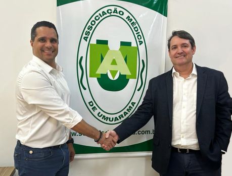 Dr. Carlos Lisboa é o presidente da nova diretoria da Associação Médica de Umuarama Dr. Carlos Lisboa é o presidente da nova diretoria da Associação Médica de Umuarama
