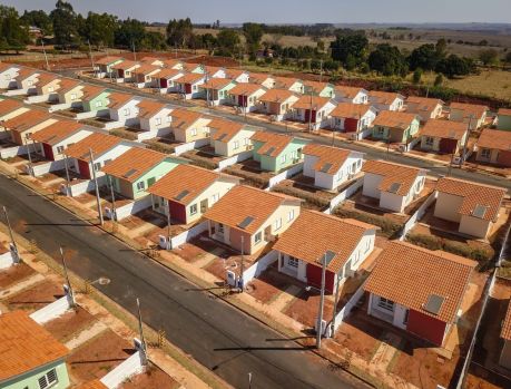 CASA É A MORADIA PREFERIDA DOS UMUARAMENSES CASA É A MORADIA PREFERIDA DOS UMUARAMENSES