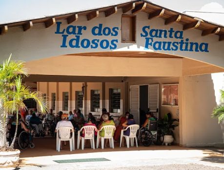 LAR SANTA FAUSTINA ANUNCIA DELICIOSA CHURRASCADA LAR SANTA FAUSTINA ANUNCIA DELICIOSA CHURRASCADA