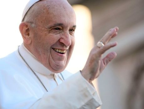 PAPA FRANCISCO: O MUNDO “ESTÁ COM FEBRE E DOENTE" PAPA FRANCISCO: O MUNDO “ESTÁ COM FEBRE E DOENTE"