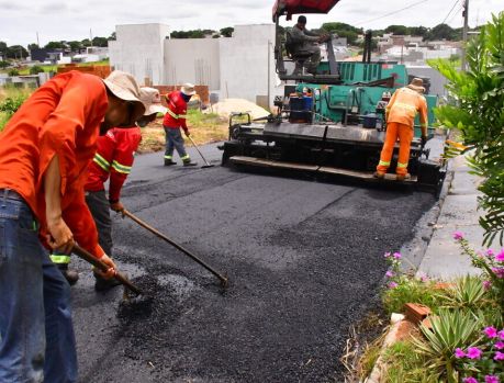 ASFALTO URBANO: GRANDES OBRAS EM UMUARAMA! ASFALTO URBANO: GRANDES OBRAS EM UMUARAMA!