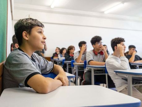 MATRÍCULAS EM ESCOLAS ESTADUAIS DO PARANÁ SÃO PRORROGADAS MATRÍCULAS EM ESCOLAS ESTADUAIS DO PARANÁ SÃO PRORROGADAS
