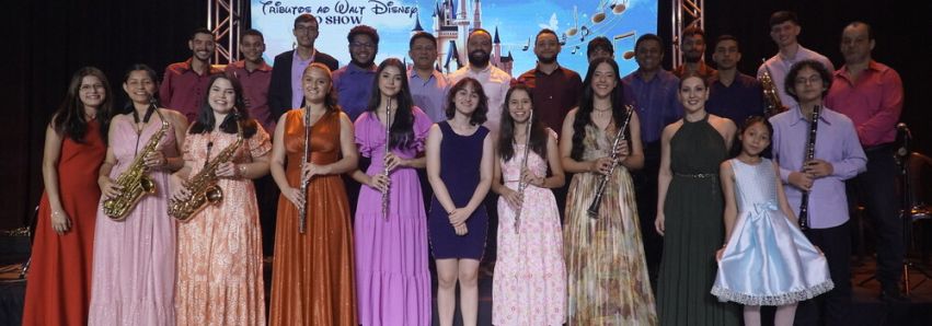 TRIBUTO AO GENIAL WALT DISNEY!