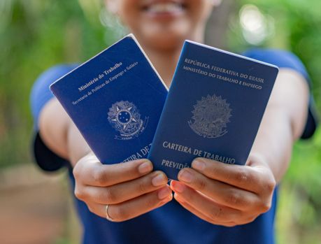 NOVA REGRA MUDA TRABALHO EM FERIADOS E DOMINGOS NO BRASIL NOVA REGRA MUDA TRABALHO EM FERIADOS E DOMINGOS NO BRASIL