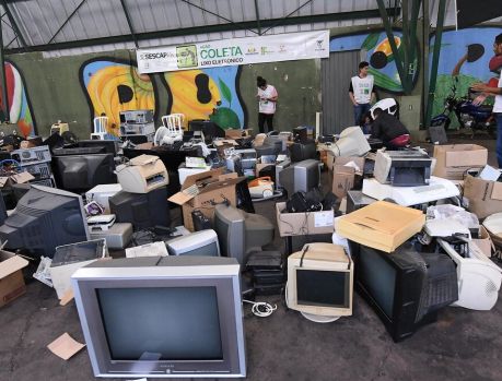 OPORTUNIDADE DE DESCARTAR O LIXO ELETRÔNICO: CAMPANHA E-LIXO OPORTUNIDADE DE DESCARTAR O LIXO ELETRÔNICO: CAMPANHA E-LIXO