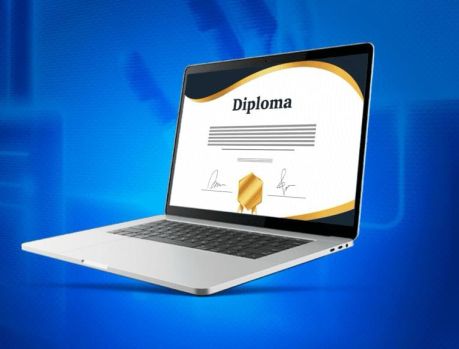 ESTUDANTES PASSAM A RECEBER DIPLOMA APENAS EM FORMATO DIGITAL ESTUDANTES PASSAM A RECEBER DIPLOMA APENAS EM FORMATO DIGITAL