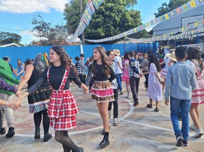 MOMENTOS INESQUECÍVEIS DE ALEGRIA NO “ARRAIÁ DO NEIVA”!