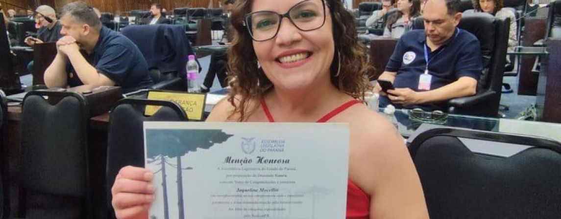 RENOMADA JORNALISTA DE UMUARAMA É HOMENAGEADA EM CURITIBA 