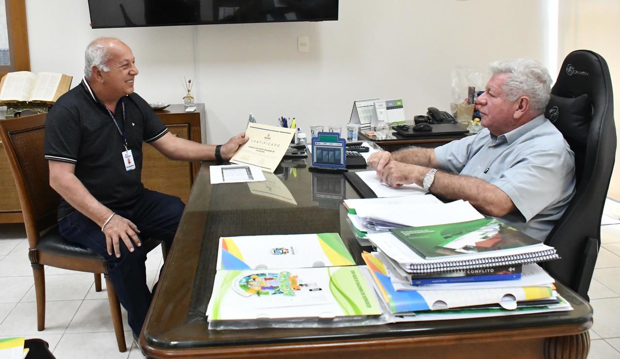 AGÊNCIA DO TRABALHADOR ESTÁ ENTRE AS 10 MAIS EFICIENTES DO PARANÁ