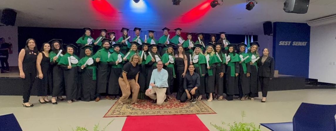 ESCOLA DO CEMIL FORMA A MAIOR TURMA DE TÉCNICOS EM ENFERMAGEM