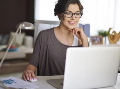 TRABALHAR EM CASA FAZ BEM PARA A SAÚDE MENTAL!