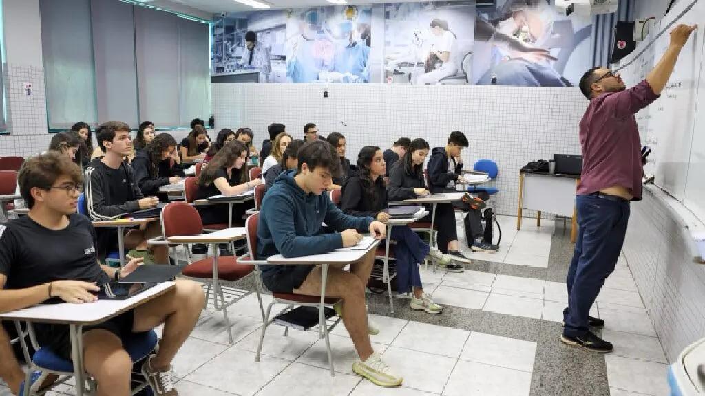 Ministério da Educação confirma o “Enem dos Professores”