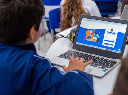 Mais de 100 mil escolas públicas tem internet gratuita