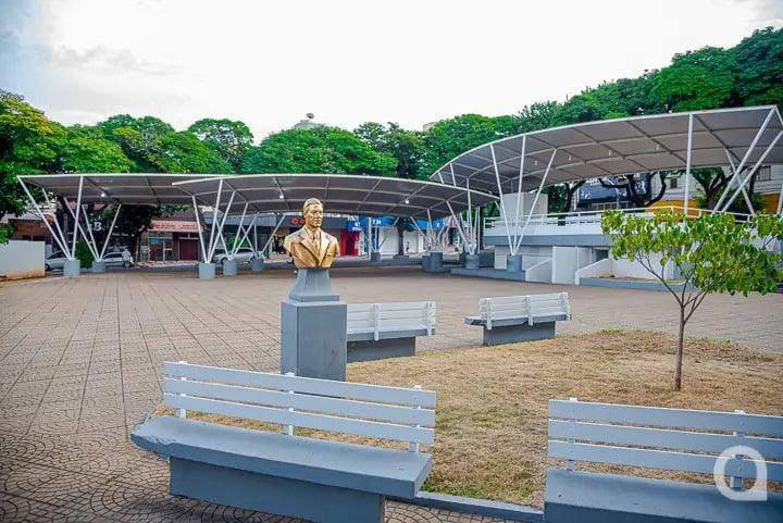 A mais antiga praça comemora 10 anos de modernidade