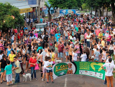 Domingo acontece em Umuarama a esperada Cãominhada Guri