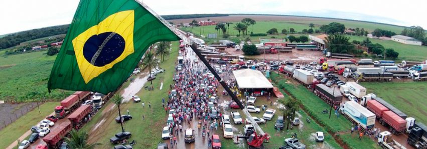 ACIU apoia greve dos caminhoneiros! ACIU apoia greve dos caminhoneiros!